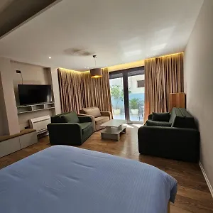 amo-villa.hotels-in-tirana.com/